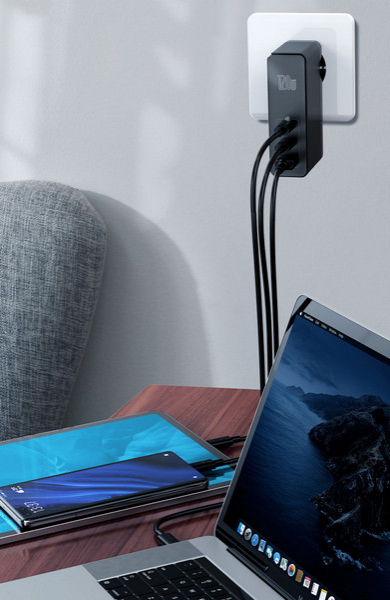 Многопортовое зарядное устройство Baseus GaN 120 Вт с пятикратной эффективностью быстроты подзарядки Многопортовое зарядное устройство Baseus GaN 120 Вт с пятикратной эффективностью быстроты подзарядки